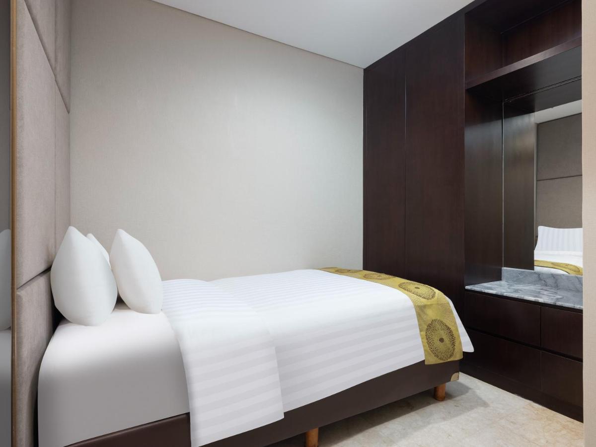 The Grove Suites By Grand Aston Jakarta Exterior photo