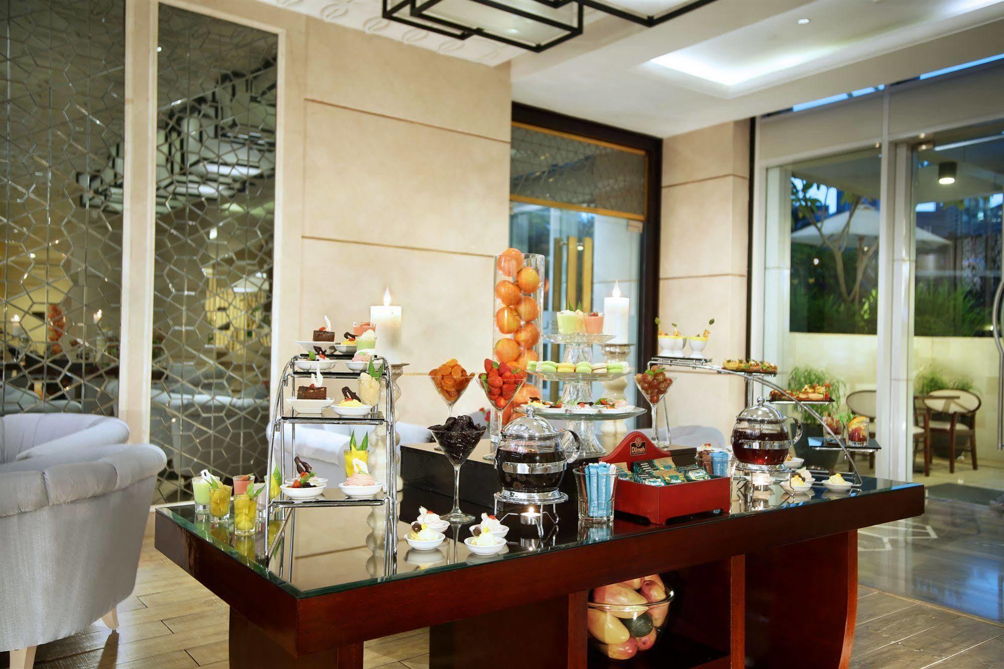 The Grove Suites By Grand Aston Jakarta Exterior photo